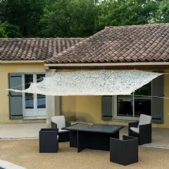 Voile et toile d'ombrage