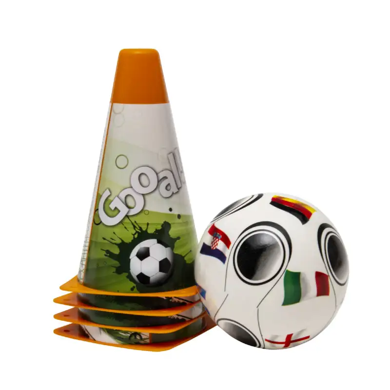 Jeu 4 cones et ballon