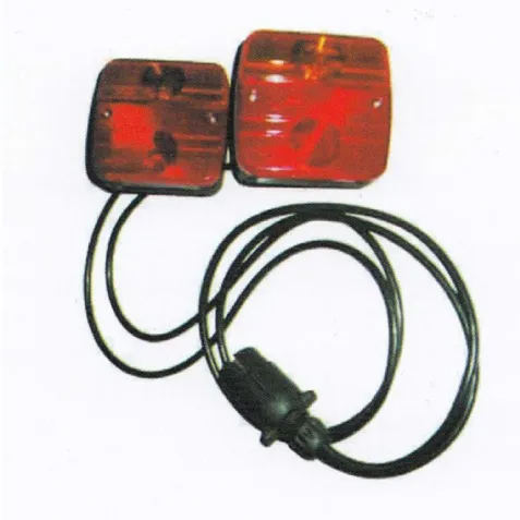 Lanternes Arrières de Remorque PERALINE