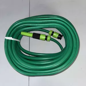 Tuyau avec raccords et lance d15mm WERKA PRO