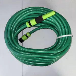 Tuyau avec raccords et lance d15mm WERKA PRO