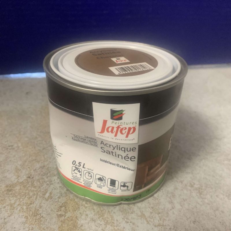 Peinture acrylique satinée chocolat (0,5l)